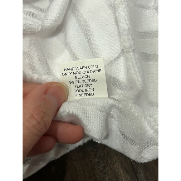 J. Valdi Womens White Leaf Pattern Tunic Top Sz Medium - Picture 8 of 9